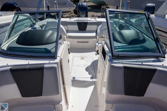 New 2025 Chaparral 21 SSi OB  Boat for sale